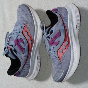 Saucony Guide 16 Running Shoes Size 8.5 Bright purple